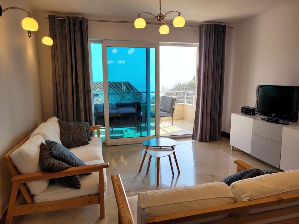Gospino Apartment 1 Perfect For A Family โตรกีร์ ภายนอก รูปภาพ