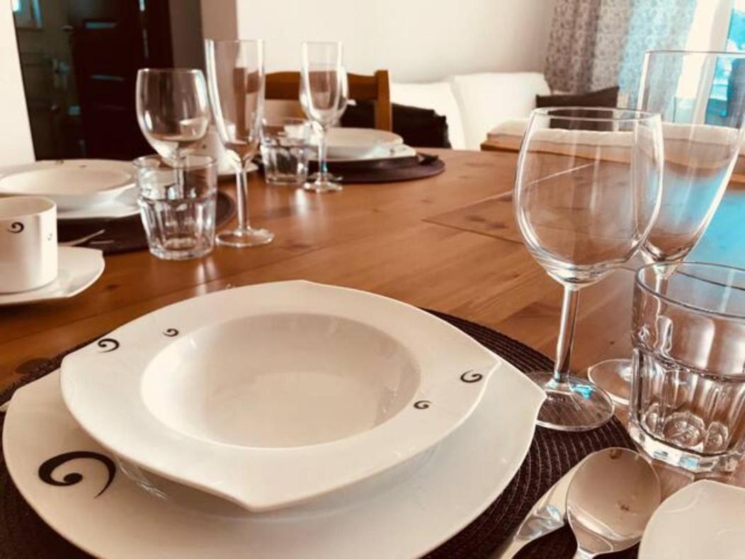Gospino Apartment 1 Perfect For A Family โตรกีร์ ภายนอก รูปภาพ