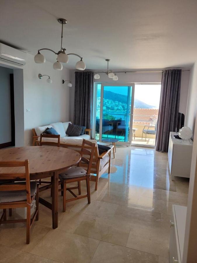 Gospino Apartment 1 Perfect For A Family โตรกีร์ ภายนอก รูปภาพ